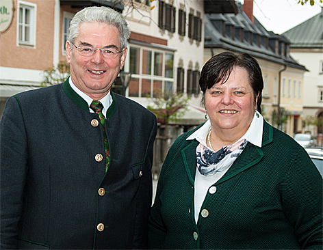 Barbara "Wetti" Salller ÖVP Bischofshofen - mit Ex-Bürgermeister Jakob Rohrmoser (links) 