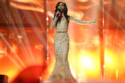 Conchita Wurst auf der Bühne beim Eurovision Song Contest 2014 in Kopenhagen