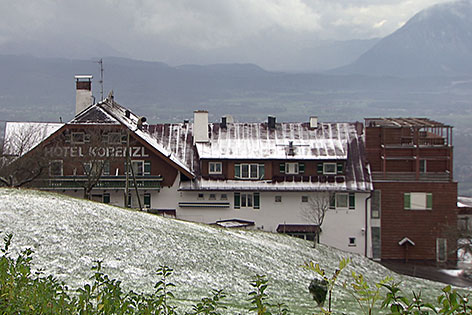 Das ehemalige Hotel Kobenzl am Gaisberg in der Stadt Salzburg, Erstaufnahmezentrum des Bundes für Flüchtlinge
