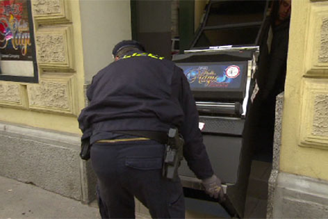 Illegaler Glücksspielautomat wird beschlagnahmt