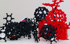 Modell von Fullerenen ("Buckyballs", Kohlenstoffatome)