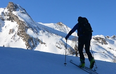 Skitouren Skibergsteiger Skibergsteigen Tourengehen
