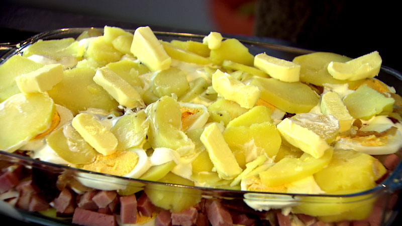 Erdäpfel-Kartoffel-Auflauf