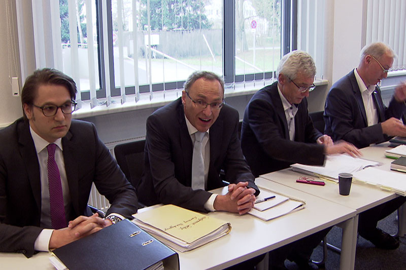 Vertreter der Stadt Salzburg beim Verfahren im Landesverwaltungsgericht