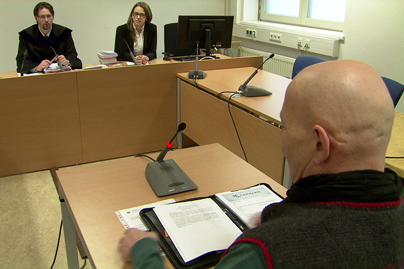 Cannabisaktivist bei Prozess im Salzburger Landesgericht