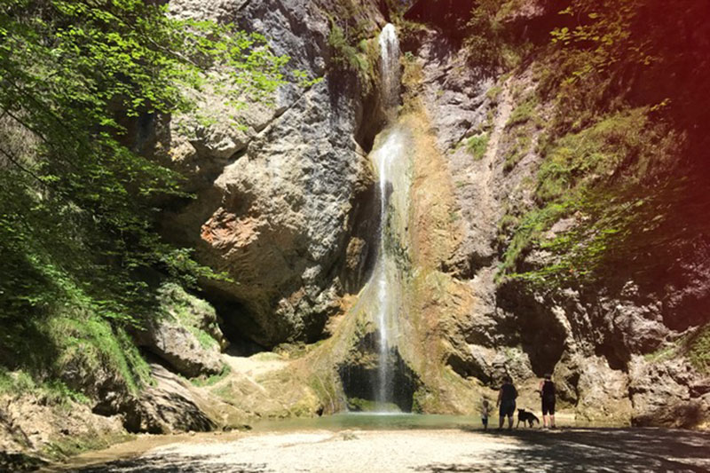 Der größte Wasserfall in der Plötz bei Ebenau