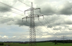 Strommasten der 380 kV Leitung im Flachgau