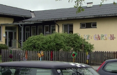 Kindergarten von außen (in Neumarkt am Wallersee)