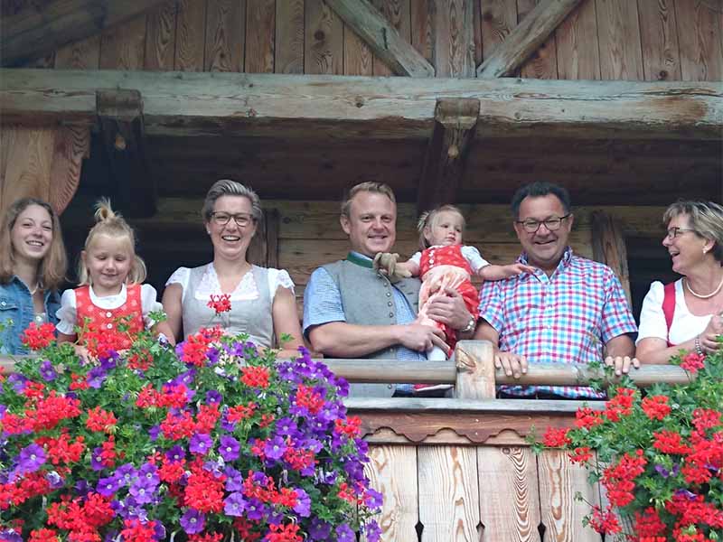 Familie Weissbacher, Almleute von der Poschnhütte in Hintersee