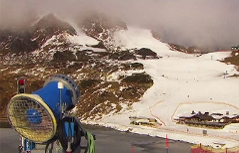 Skisaison auf Kunstschnee gestartet Obertauern