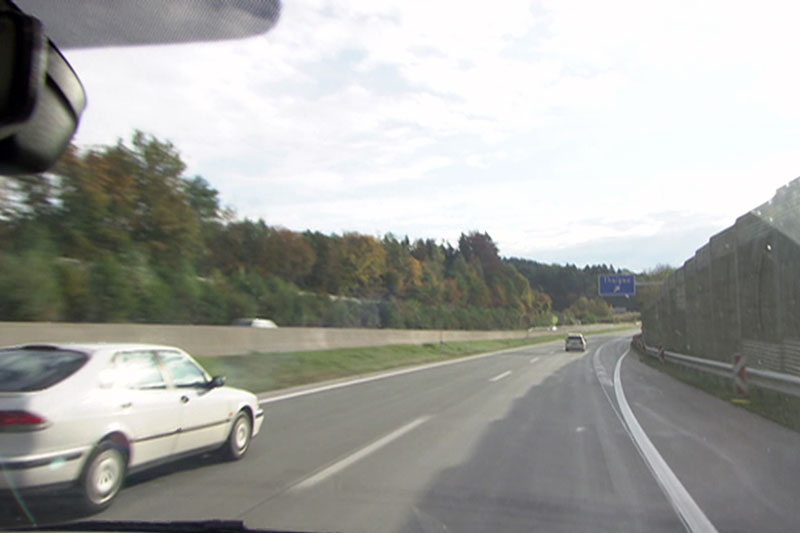 Autos auf der Westautobahn (A1) bei Thalgau (Flachgau) in Richtung Wien