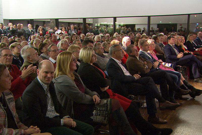 Publikum beim Auftakt zum SPÖ Gemeinderatswahlkampf in der Stadt Salzburg